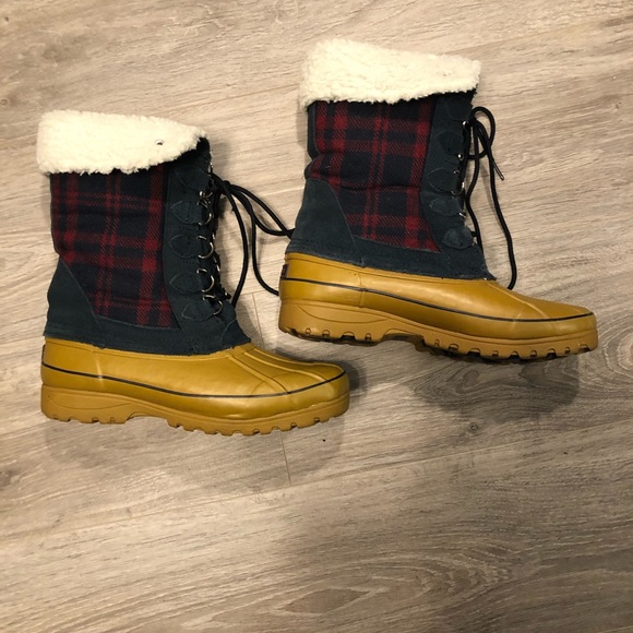 Tommy Hilfiger Shoes - Tommy Hilfiger gilia rain boots size 10